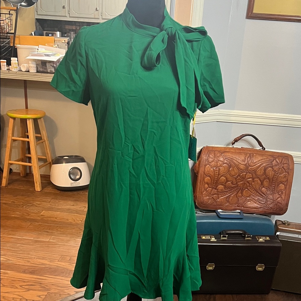 CeCe Vibrant Green Mini Dress with Bow Accent